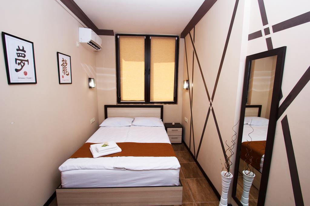 Wow Guest House In Apartment 141 Erivan Dış mekan fotoğraf