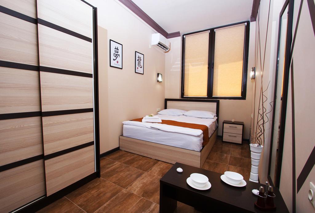 Wow Guest House In Apartment 141 Erivan Dış mekan fotoğraf